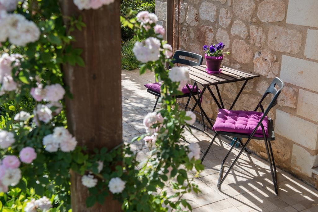 Villa Eleonas Вамос Екстериор снимка